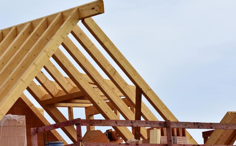 Constructie acoperis pentru casa - materiale, unelte si etapele de care trebuie sa tii cont